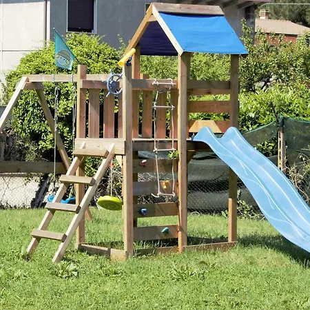 Stanza Nel Parco 2*